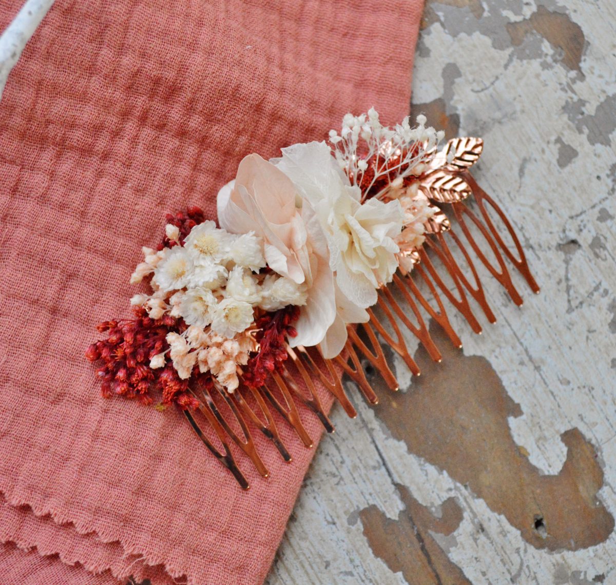 Broche à cheveux mariage hortensia nude et fleurs terracotta